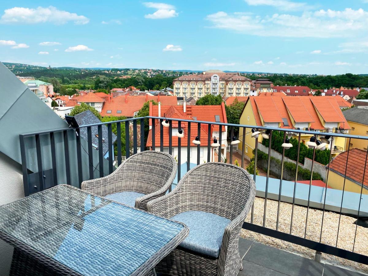 Panorama View Apartment In City Center Hévíz Eksteriør billede